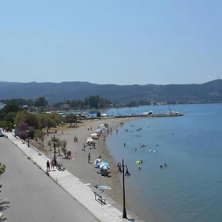 Papas On The Seafront Oreoi